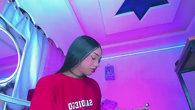 TiffanyMackensyy online show from 05-31-26, 01:14