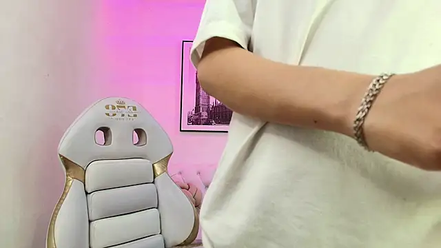 Theia moon online show from 12-22-24, 12:49