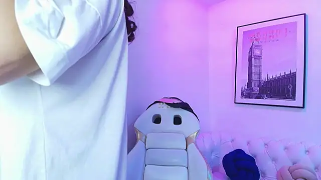 Theia moon online show from 01-12-25, 12:44