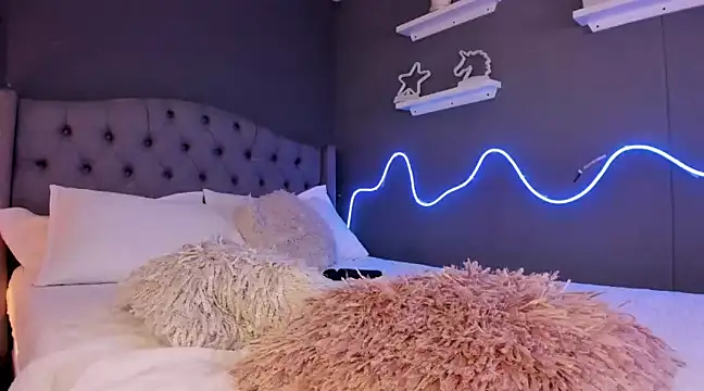 Snapshot of MadyLust chatting on 01-25-25, 02:47 MadyLust online show from 01-25-25, 02:47