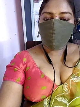 RomeoJuliet345 online show from 04-18-26, 07:58