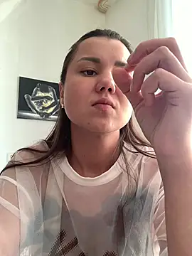 MiraMiss online show from 03-18-26, 07:33