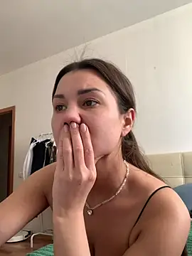 MiraMiss online show from 05-17-26, 09:49