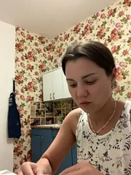 MiraMiss online show from 05-25-26, 05:19