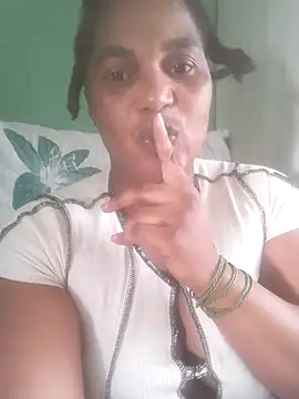 Snapshot of SexyEbony37X chatting on 09-18-25, 06:59 SexyEbony37X online show from 09-18-25, 06:59
