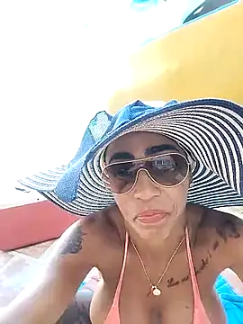 Alison fitness online show from 02-15-25, 06:33