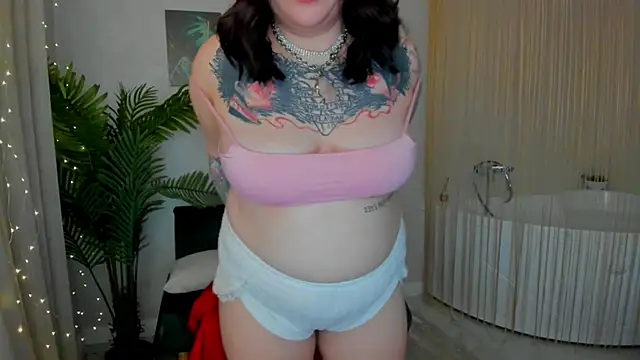 MoonLghte online show from 03-04-25, 06:50