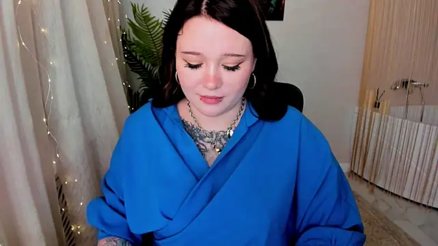 MoonLghte online show from 03-12-25, 10:39