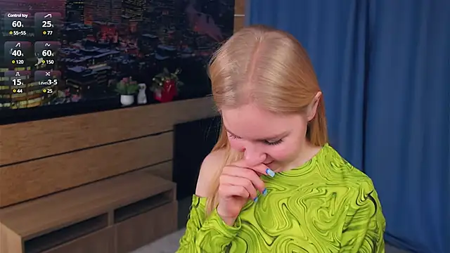 OdelinaFicken online show from 02-07-25, 07:07