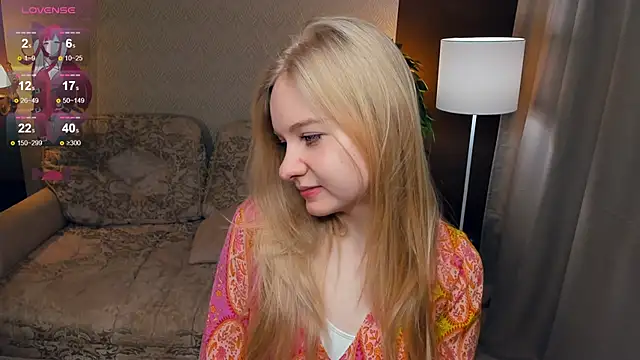 OdelinaFicken online show from 03-17-25, 08:40