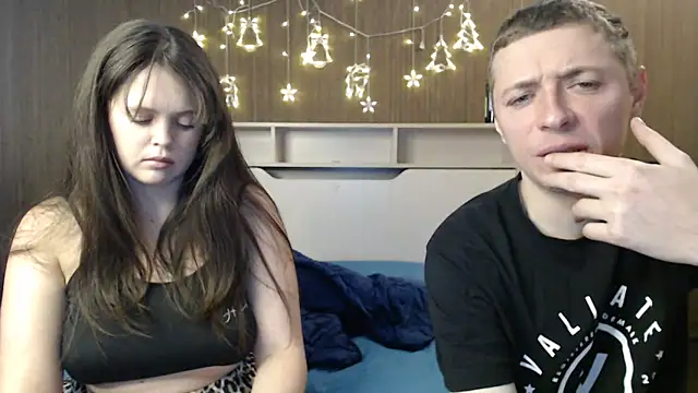 Snapshot of Karry-SEX chatting on 02-21-25, 07:34 Karry-SEX online show from 02-21-25, 07:34