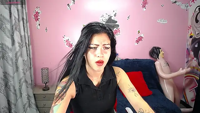 Kate Laurence  online show from 12-04-24, 03:59