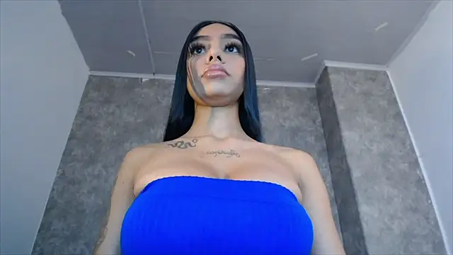 Tiffanny online show from 01-04-25, 01:21