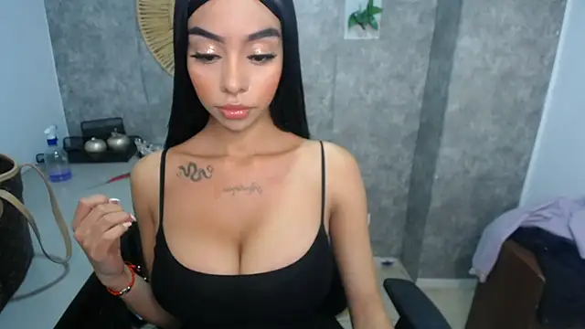 Tiffanny online show from 01-09-25, 12:30