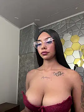 Tiffanny online show from 03-21-25, 03:46