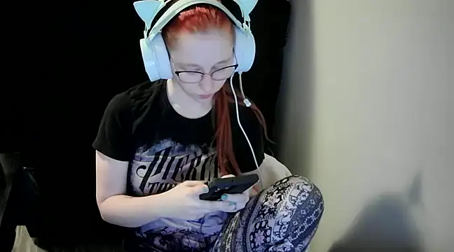 LilyFoxxx online show from 12-15-24, 05:34