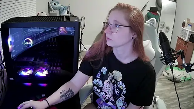 LilyFoxxx online show from 10-10-25, 03:16