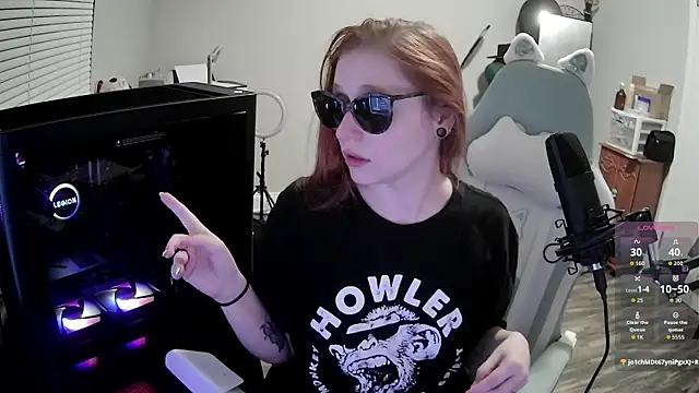 LilyFoxxx online show from 10-22-25, 03:18