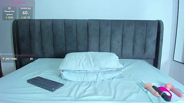 Snapshot of valtira_nova chatting on 02-24-25, 06:38 valtira nova online show from 02-24-25, 06:38