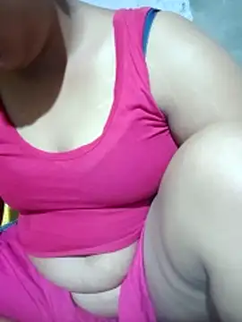 Snapshot of Super-Couple chatting on 05-23-26, 12:27 Super-Couple online show from 05-23-26, 12:27