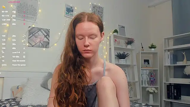 Snapshot of ZaraBluitt chatting on 10-16-25, 07:31 ZaraBluitt online show from 10-16-25, 07:31