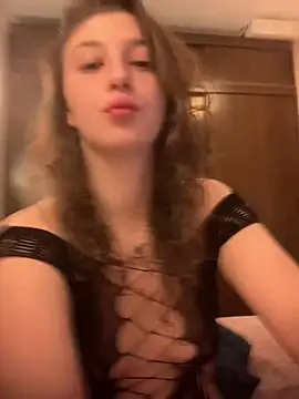 Snapshot of lolippp666 chatting on 02-12-25, 11:30 lolippp666 online show from 02-12-25, 11:30