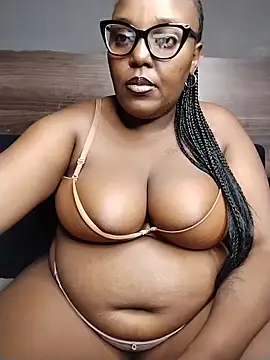 CHERRYYUMMY online show from 04-14-26, 06:36