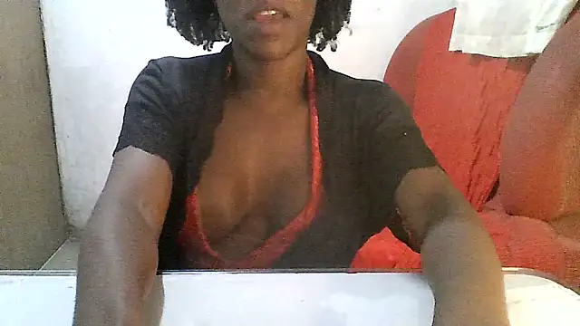 Snapshot of maisinha3193 chatting on 07-07-26, 11:31 maisinha3193 online show from 07-07-26, 11:31