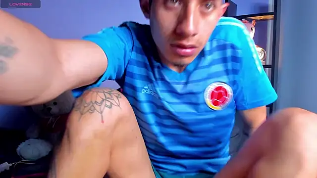 Snapshot of BIG_cockpether chatting on 01-13-26, 10:42 BIG cockpether online show from 01-13-26, 10:42