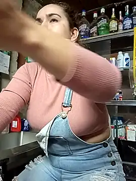 Snapshot of alexax0 chatting on 02-18-25, 12:26 alexax0 online show from 02-18-25, 12:26