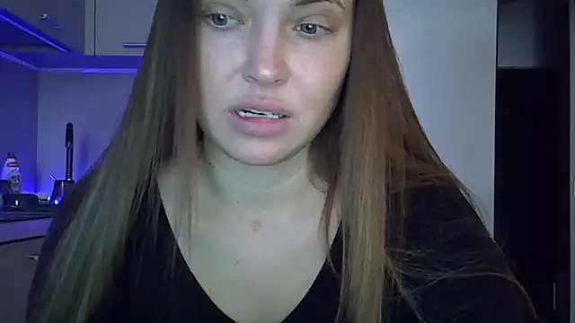 Snapshot of Lucky_Anna chatting on 03-15-26, 09:15 Lucky Anna online show from 03-15-26, 09:15