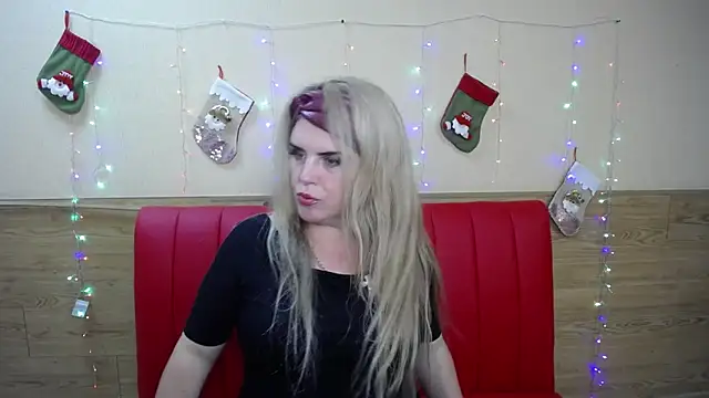 Snapshot of Julya_Barbi chatting on 01-16-25, 09:19 Julya Barbi online show from 01-16-25, 09:19