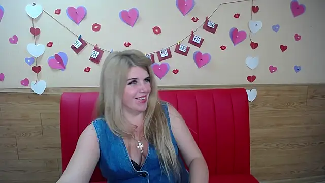 Snapshot of Julya_Barbi chatting on 02-04-25, 12:11 Julya Barbi online show from 02-04-25, 12:11