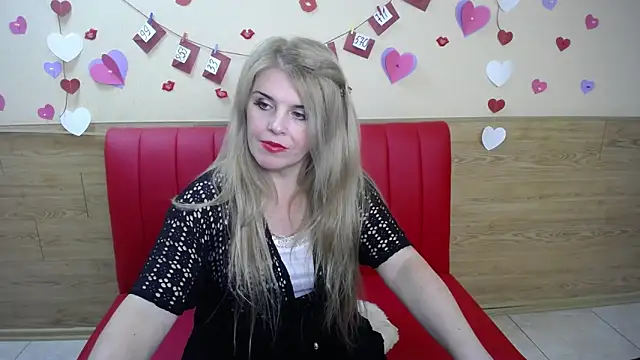 Snapshot of Julya_Barbi chatting on 02-19-25, 08:55 Julya Barbi online show from 02-19-25, 08:55