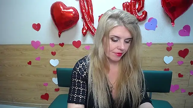 Snapshot of Julya_Barbi chatting on 02-28-25, 12:43 Julya Barbi online show from 02-28-25, 12:43