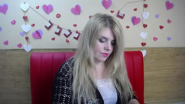 Snapshot of Julya_Barbi chatting on 03-08-25, 05:59 Julya Barbi online show from 03-08-25, 05:59