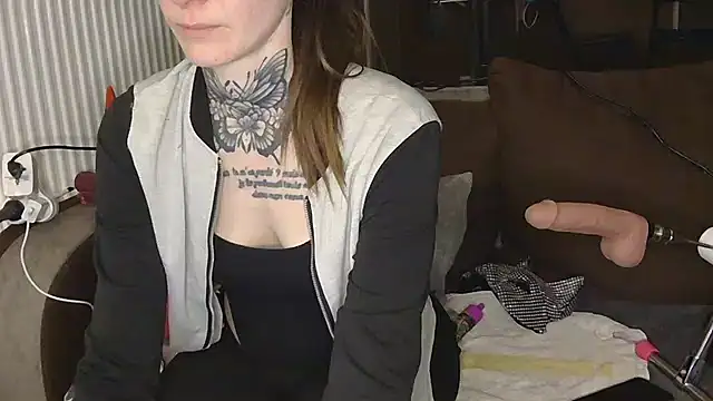 liloucamchaudee online show from 03-15-26, 07:31