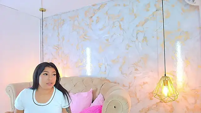 khloeblake online show from 04-15-26, 06:20