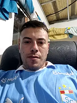 Snapshot of Kratosz100 chatting on 06-08-26, 03:18 Kratosz100 online show from 06-08-26, 03:18