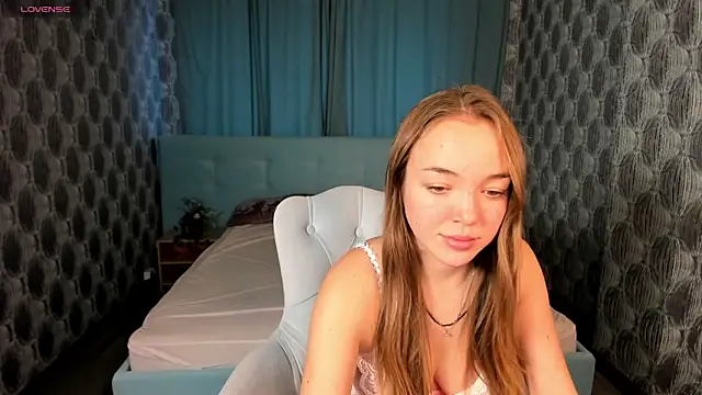 Christy Little online show from 12-24-24, 08:33