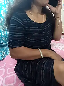 Snapshot of Sneha_gril chatting on 02-06-25, 07:13 Sneha gril online show from 02-06-25, 07:13