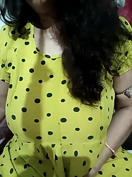 Snapshot of Sneha_gril chatting on 09-22-25, 04:09 Sneha gril online show from 09-22-25, 04:09