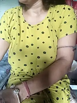 Snapshot of Sneha_gril chatting on 09-29-25, 10:09 Sneha gril online show from 09-29-25, 10:09