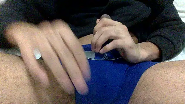 Snapshot of cuckoldmygf chatting on 02-15-25, 05:51 cuckoldmygf online show from 02-15-25, 05:51