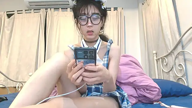 Snapshot of seo_yeon_ chatting on 01-13-25, 03:26 seo yeon online show from 01-13-25, 03:26