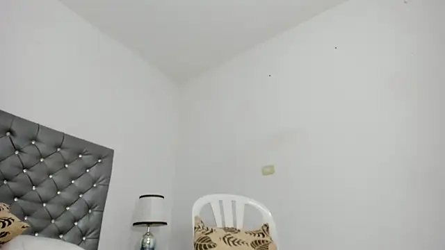 Amir mikelsen online show from 02-08-25, 04:14