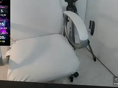 ariana crazzy online show from 01-23-25, 08:13