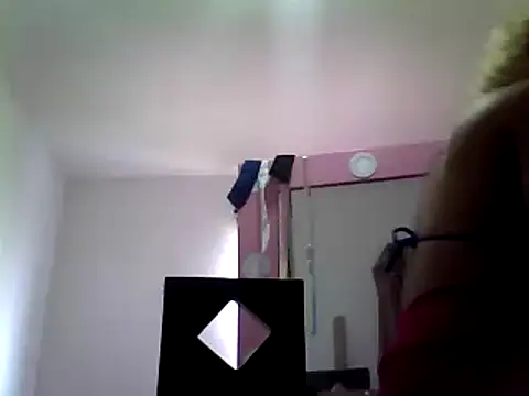 ariana crazzy online show from 02-08-25, 05:18