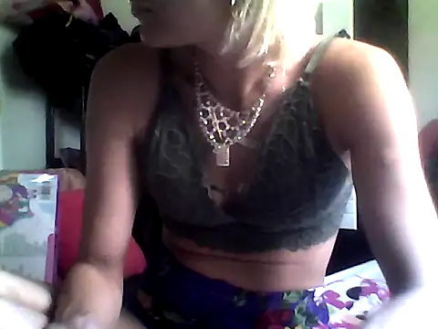 ariana crazzy online show from 02-21-25, 02:59