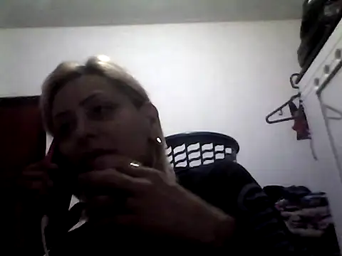 ariana crazzy online show from 03-21-25, 10:17